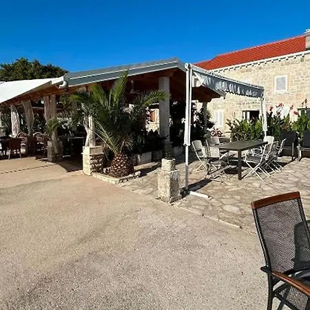 Appartement Lanterna With Hot-tub Lovište