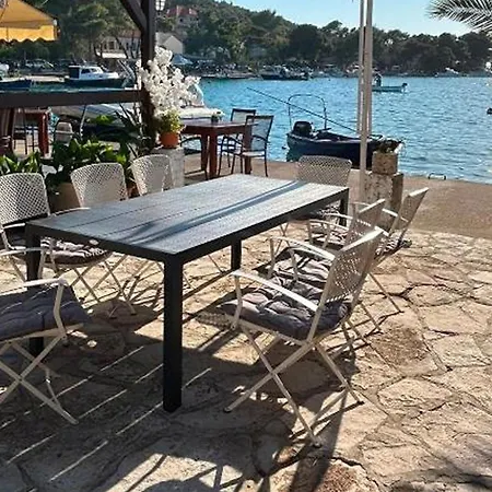 Lanterna With Hot-tub Appartement Lovište