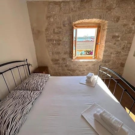 Appartement Lanterna With Hot-tub