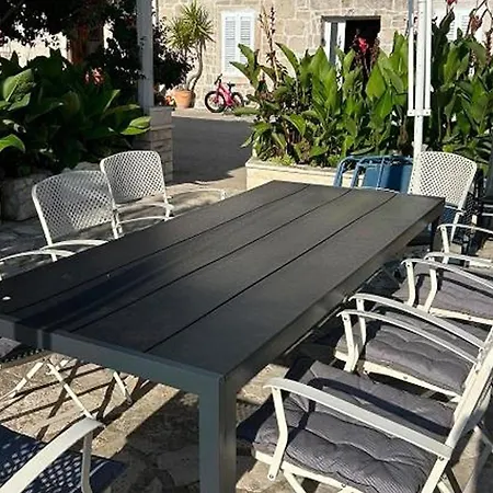 Appartement Lanterna With Hot-tub Lovište