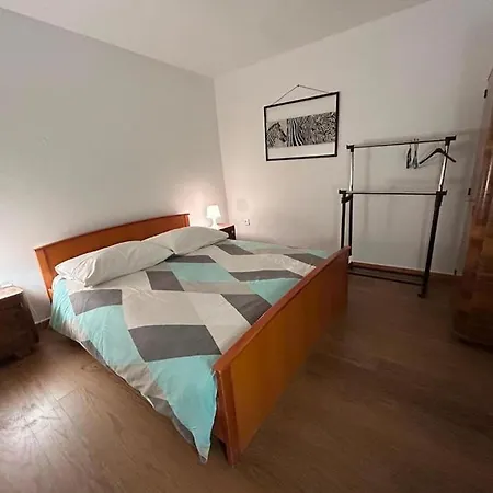 Lanterna With Hot-tub Appartement