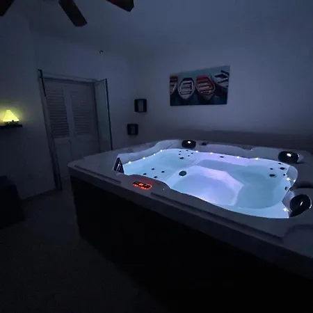 Appartement Lanterna With Hot-tub *