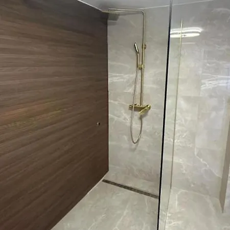 Lanterna With Hot-tub